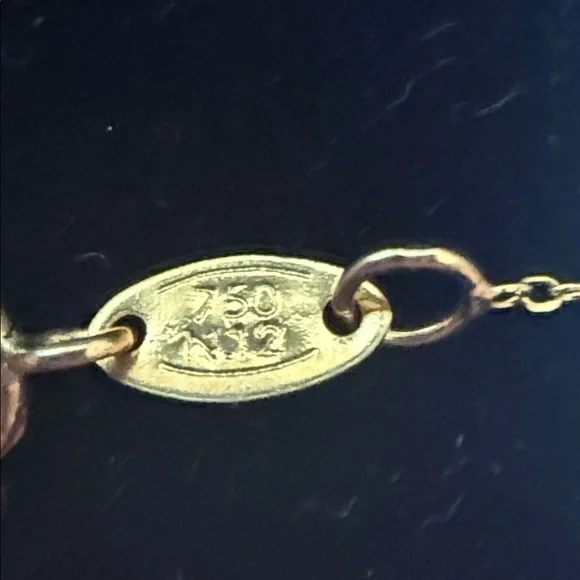 18k Solid Gold Crescent Moon Pendant Necklace - Women Jewelry - Picture 7 of 14